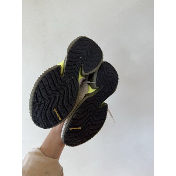 Adidas Alphabounce Running Shoes Women's 7 White Yellow Gray Athletic Sneakers - Picture 3 of 6